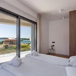 Villa Mukalba Palm With Private Pool And Sea View Medulin
