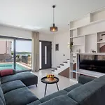 Mukalba Palm With Private Pool And Sea View Villa