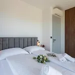 Mukalba Palm With Private Pool And Sea View Villa