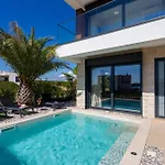 Mukalba Palm With Private Pool And Sea View Villa