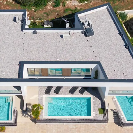 Villa Mukalba Palm With Private Pool Medulin