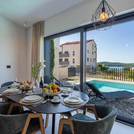 Mukalba Palm With Private Pool * Medulin