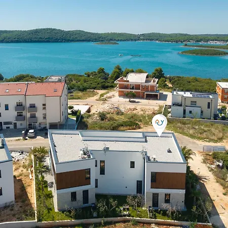 Villa Mukalba Palm With Private Pool Medulin