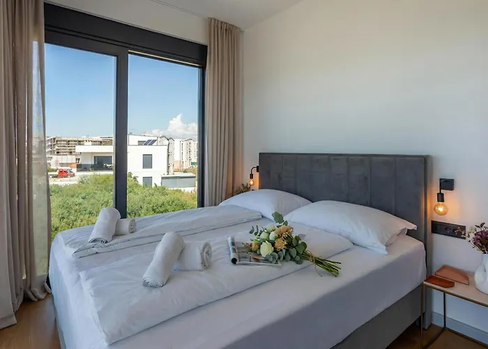 Mukalba Palm With Private Pool And Sea View 빌라