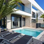 Mukalba Palm With Private Pool And Sea View Villa *