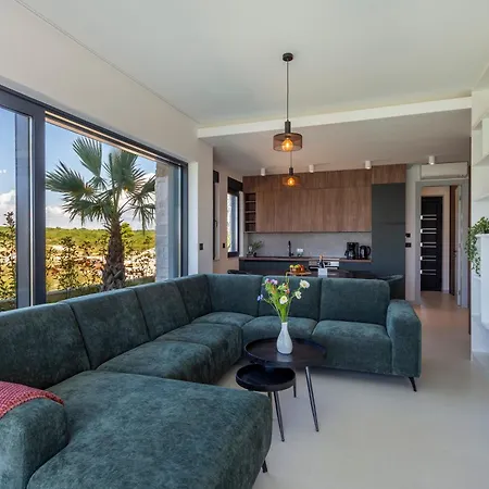 Mukalba Palm With Private Pool Villa *