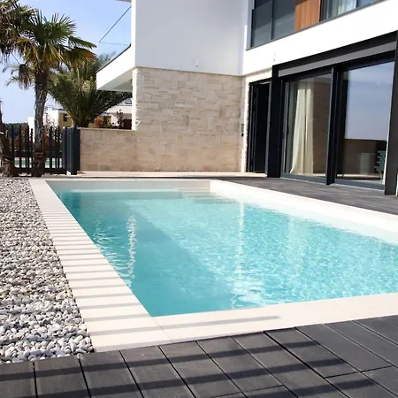 Villa Mukalba Palm With Private Pool Medulin
