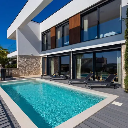 Mukalba Palm With Private Pool