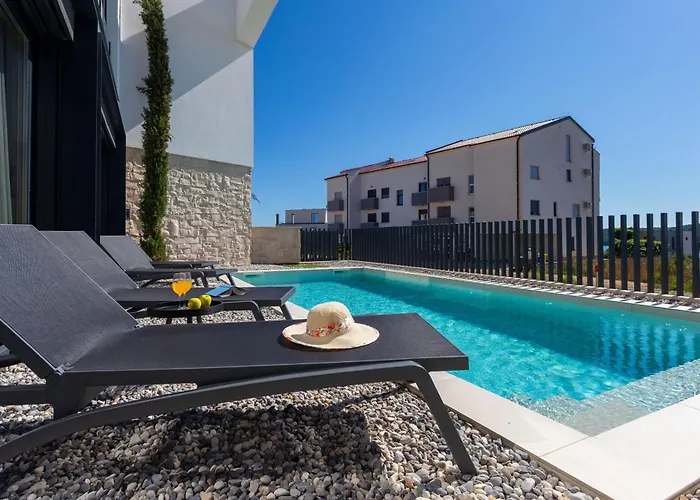 Mukalba Palm With Private Pool And Sea View Vila *